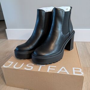 JustFab Black Heeled Boots with Chunky Sole and Chelsea Design